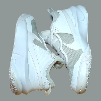 Nike Team Hustle D 10 | Kids US 6Y | CW6735-101