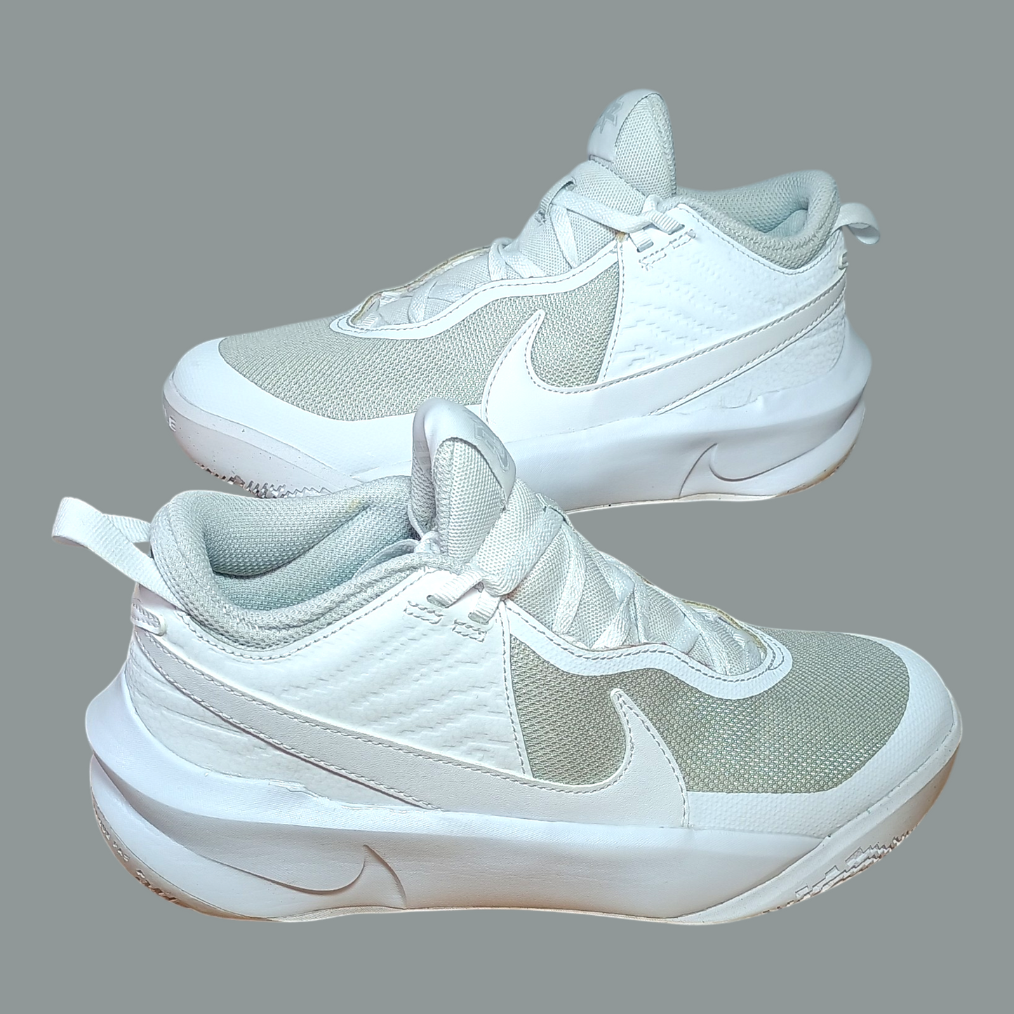 Nike Team Hustle D 10 | Kids US 6Y | CW6735-101