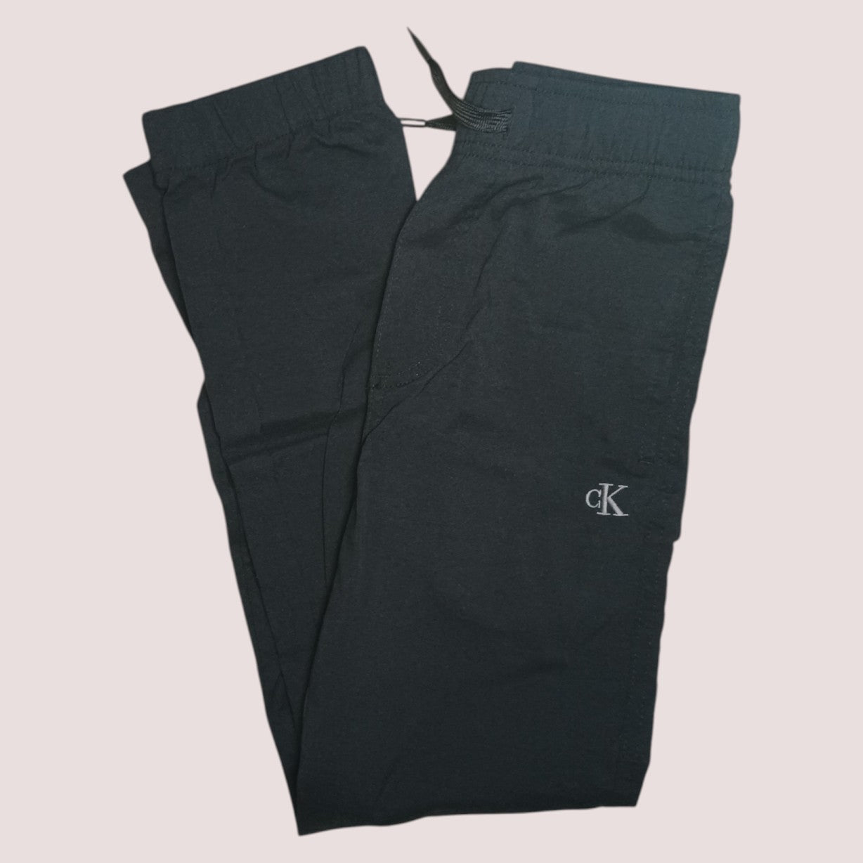 (NWT) Calvin Klein Boys' Pull-On Tech Stretch Twill Joggers, Black - Size 8