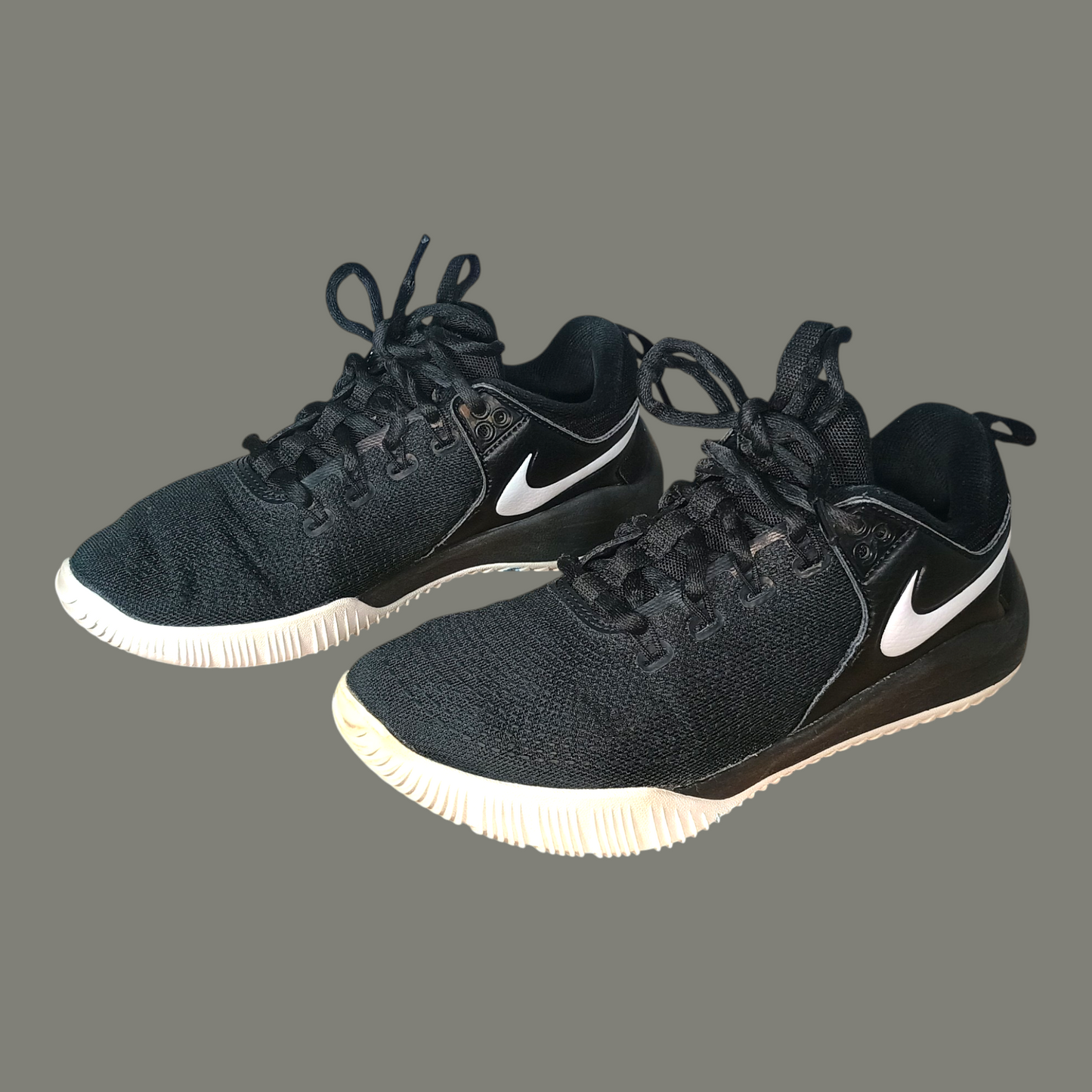 Nike Hyperace 2 Volleyball Shoes | Women's Size US 7.5 | Black & White
