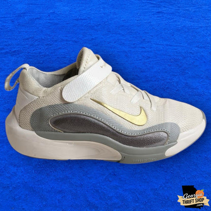 Nike IsoFly GS | Size 13C - Little Kids Youth Basketball Shoes | FQ7670-100